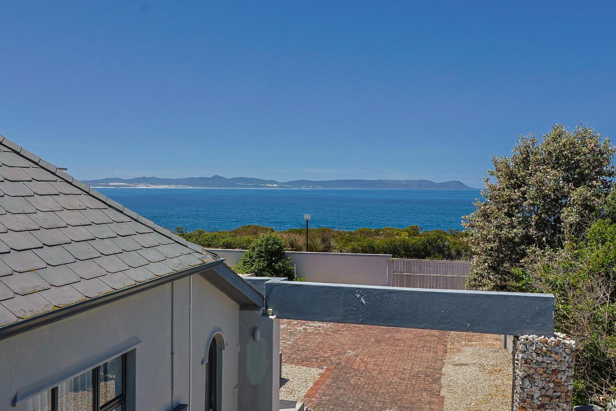 38 On Westcliff Holiday home